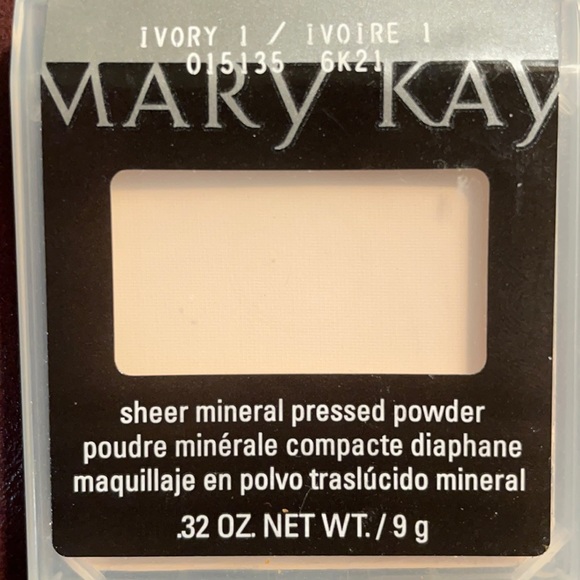 Mary Kay Ivory 1 Sheer Mineral Pressed Powder